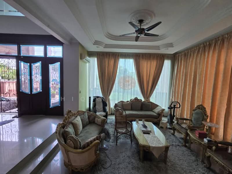 Rumah Banglo untuk Dijual di SS19 (Subang Jaya) - Shiqin Saidin - Living Room - PropertyGuru.com.my