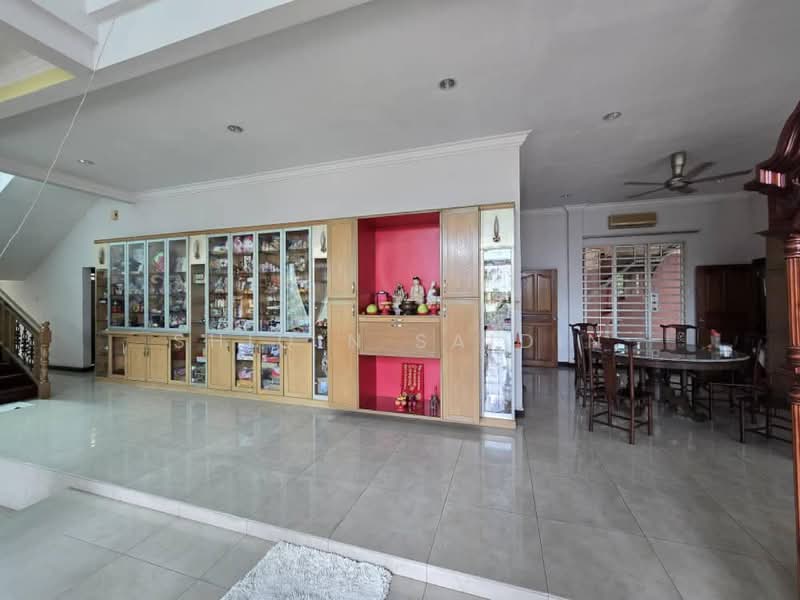 Rumah Banglo untuk Dijual di SS19 (Subang Jaya) - Shiqin Saidin - Living Room - PropertyGuru.com.my