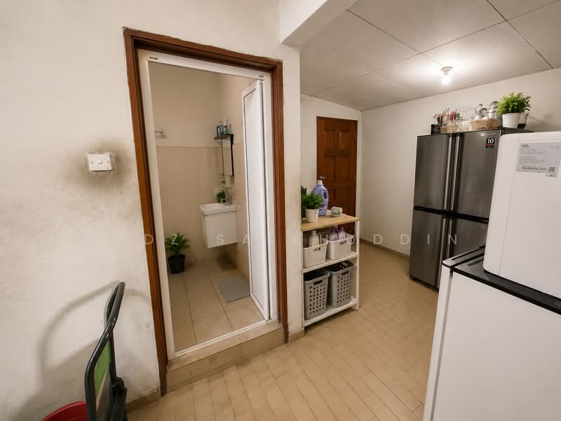 Rumah Banglo untuk Dijual di Taman Sri Andalas (Klang) - Mudz Salahuddin - Bathroom - PropertyGuru.com.my