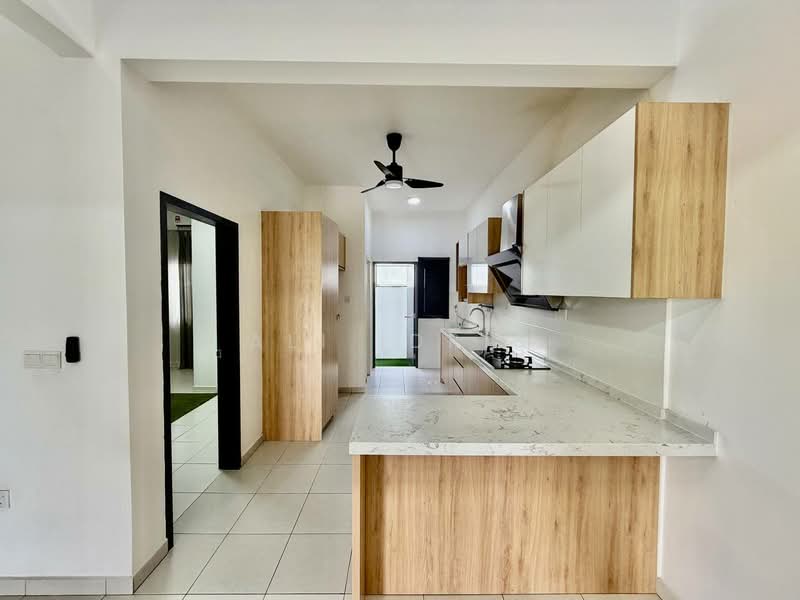 Rumah Teres 2 Tingkat untuk Dijual di Semenyih (Selangor) - Ali Idris - Kitchen - PropertyGuru.com.my