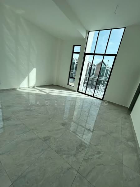 Rumah Teres 2-Tingkat untuk Dijual di Taman Mutiara (Kulai) - Jadelyn Ng - PropertyGuru.com.my