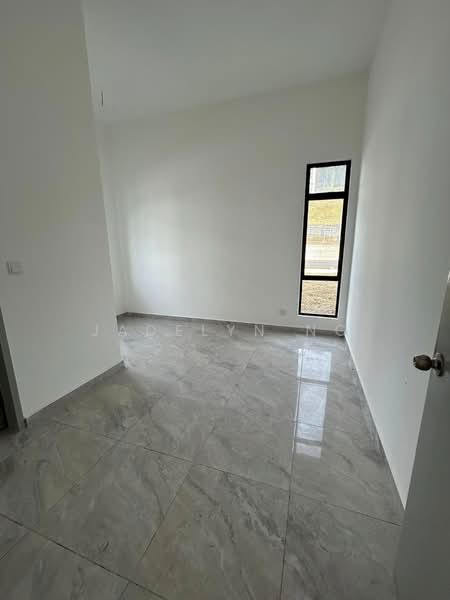 Rumah Teres 2-Tingkat untuk Dijual di Taman Mutiara (Kulai) - Jadelyn Ng - PropertyGuru.com.my