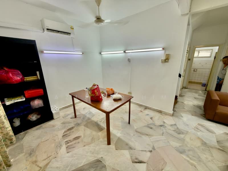 2-storey Terraced House for Sale in Bandar Tun Hussein Onn (Cheras) - Azli Ibrahim - Interior - PropertyGuru.com.my
