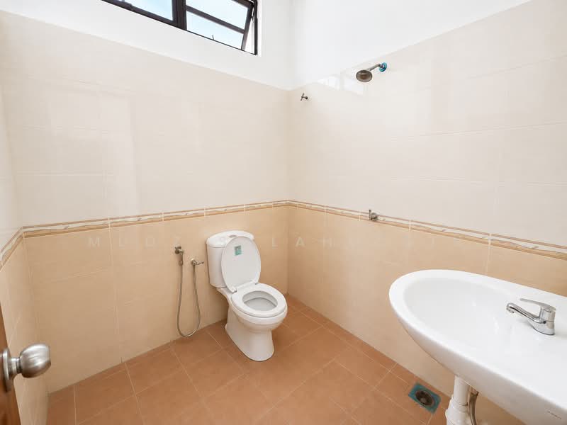 Bungalow for Sale in Taman Astana Indah (Bangi) - Mudz Salahuddin - Bathroom - PropertyGuru.com.my