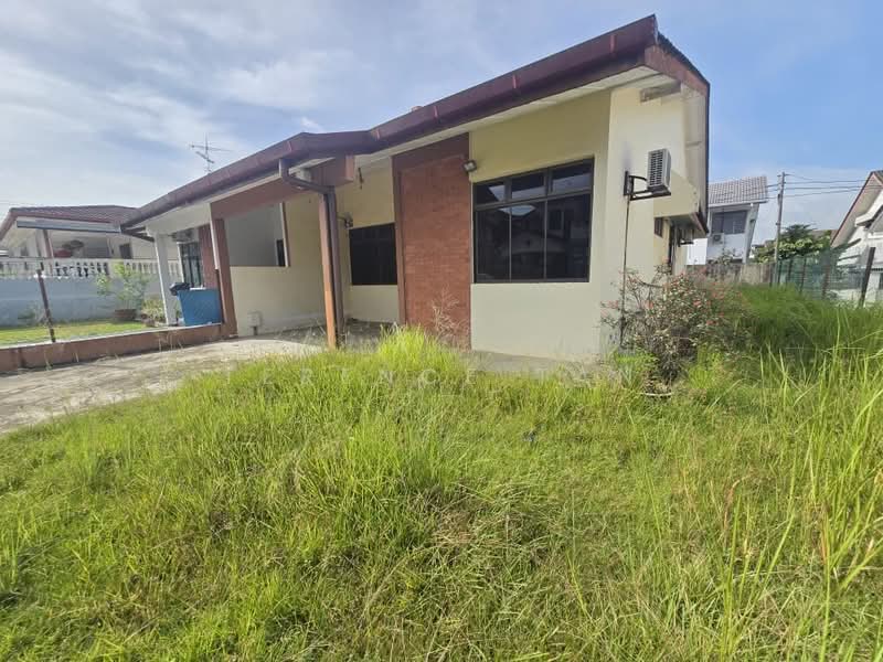 Rumah Berkembar untuk Dijual di Taman Perling (Perling) - Terence Tan - Exterior - PropertyGuru.com.my