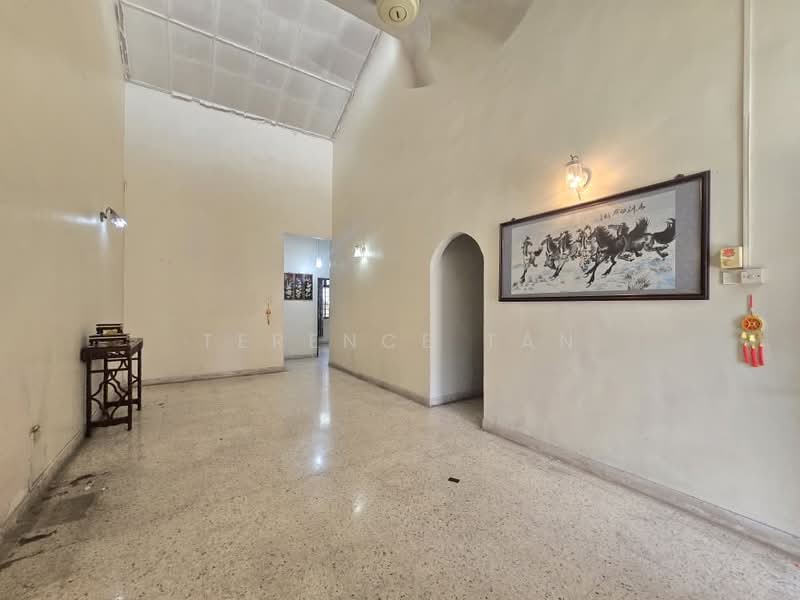 Rumah Berkembar untuk Dijual di Taman Perling (Perling) - Terence Tan - Living Room - PropertyGuru.com.my