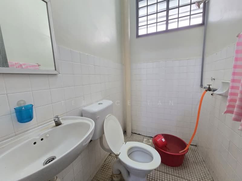 Rumah Berkembar untuk Dijual di Taman Perling (Perling) - Terence Tan - PropertyGuru.com.my