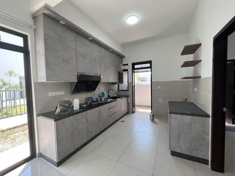 Rumah Teres untuk Disewa di Iskandar Puteri (Nusajaya) (Johor) - Pauline Ng - Kitchen - PropertyGuru.com.my