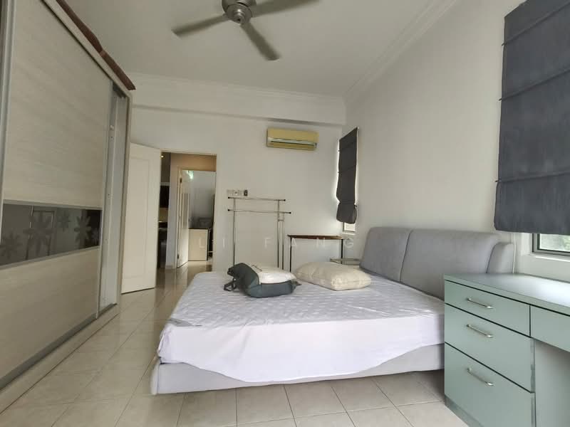 Kondominium untuk Dijual di Coastal Tower - Li Fang - Bedroom - PropertyGuru.com.my