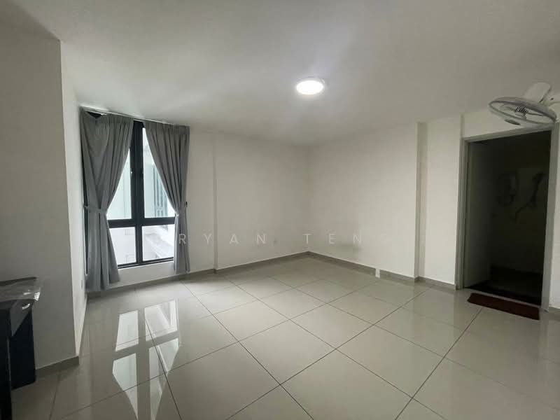 Condominium for Sale at The Promenade - Bryan Teng - Living Room - PropertyGuru.com.my
