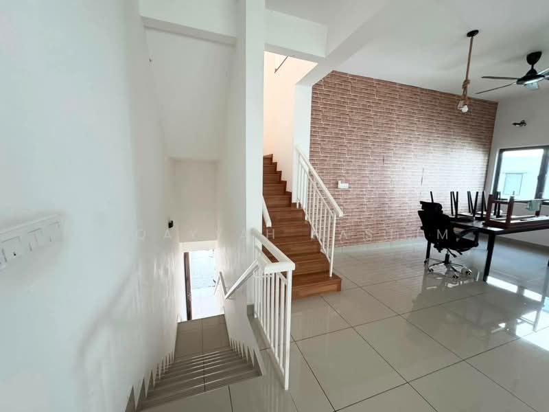 Condominium for Sale at Ayden Townhouse Warisan Puteri - Ruqayyah Hashim - Interior - PropertyGuru.com.my