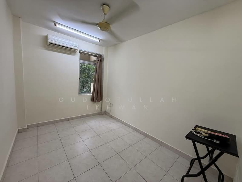 Condominium for Sale at Cyberia Smart Homes - Gudrotullah Ikhwan - Interior - PropertyGuru.com.my