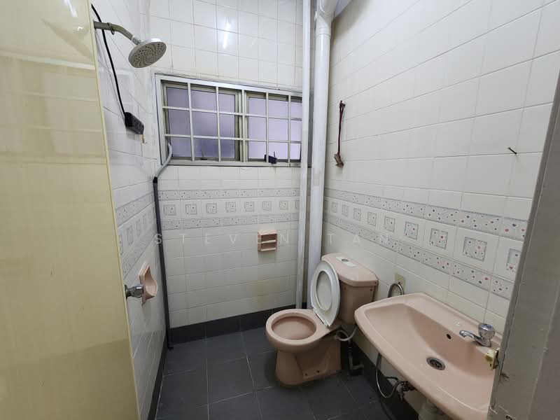 Apartment for Rent at Sri Tanjung - Steven Tan - Bathroom - PropertyGuru.com.my