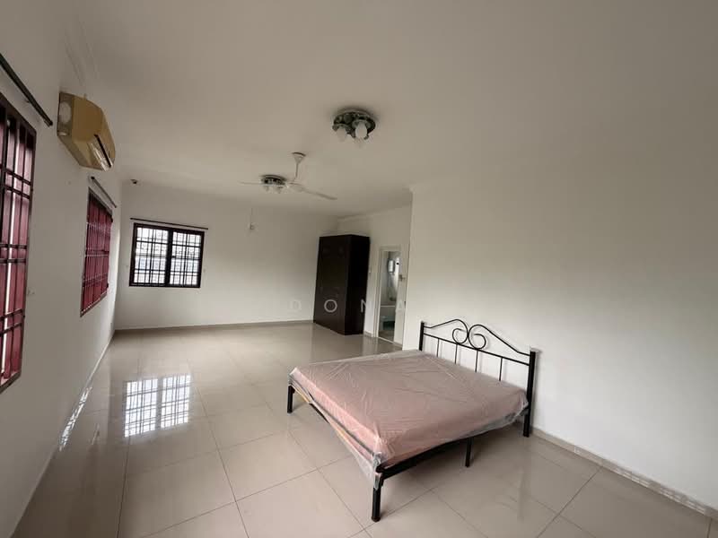 Bungalow for Sale in Bandar Putra (Kulai) - Dona - PropertyGuru.com.my