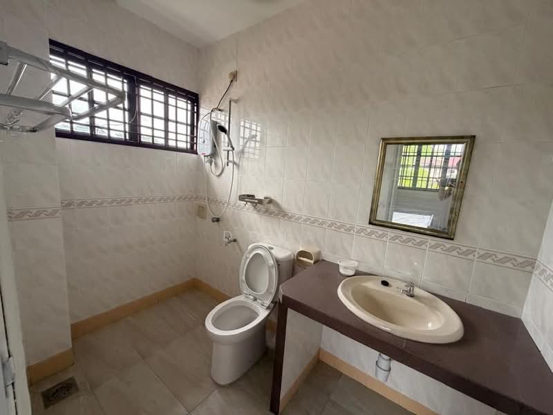 Bungalow for Sale in Bandar Putra (Kulai) - Dona - PropertyGuru.com.my