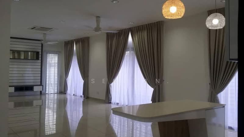 Banglo Pautan untuk Dijual di Taman Adda Heights (Tebrau) - SASER TAN. - Living Room - PropertyGuru.com.my