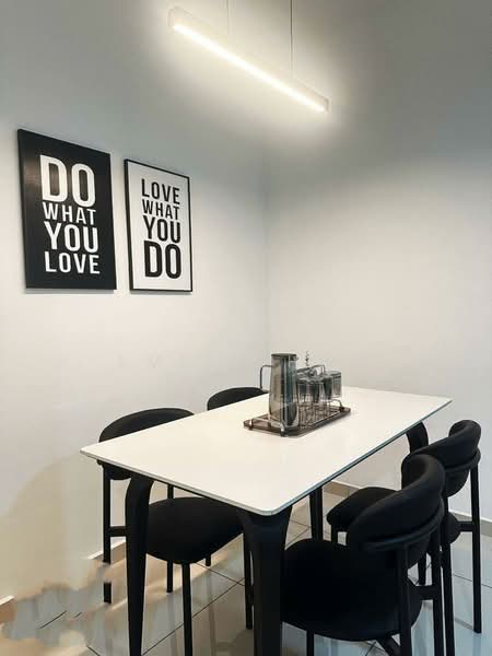 Servis Apartment untuk Disewa di Midas @ Seri Alam - Emily Hau - Dining Room - PropertyGuru.com.my