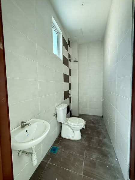 Rumah Berkembar untuk Dijual di Jelutong (Penang) - Bryan Teng - Bathroom - PropertyGuru.com.my