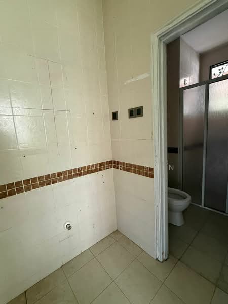 Rumah Berkembar untuk Dijual di Taman Melawati (Ulu Kelang) - Denver Sin - Bathroom - PropertyGuru.com.my