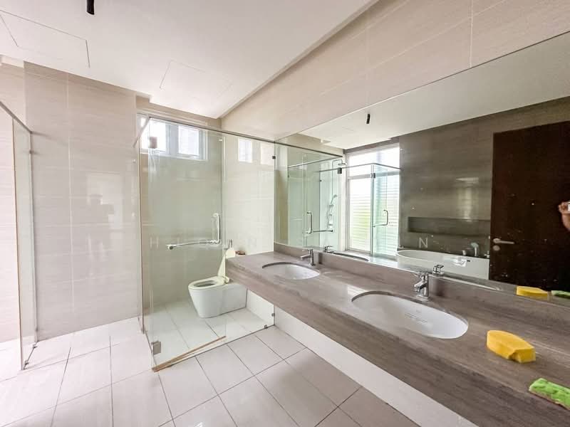 Rumah Banglo untuk Dijual di Ampang (Selangor) - Shiqin Saidin - Bathroom - PropertyGuru.com.my