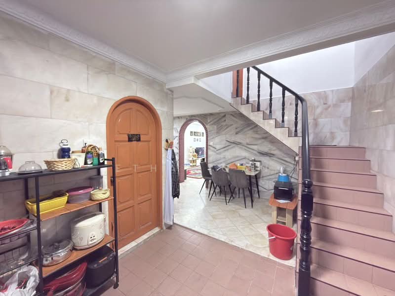 Rumah Teres untuk Dijual di Taman Johor Jaya (Johor Bahru) - Ethan Gan - PropertyGuru.com.my