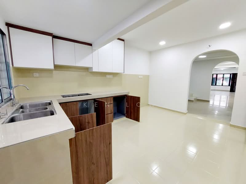 Rumah Teres 1.5 Tingkat untuk Dijual di Taman Maju Satu (Kajang) - Ken Low - Kitchen - PropertyGuru.com.my