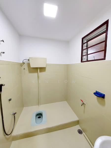 Rumah Teres 1.5 Tingkat untuk Dijual di Taman Maju Satu (Kajang) - Ken Low - Bathroom - PropertyGuru.com.my