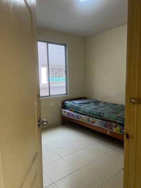 Apartment for Sale at Taman Larkin Idaman Plot C - Violet Ng - Bedroom - PropertyGuru.com.my