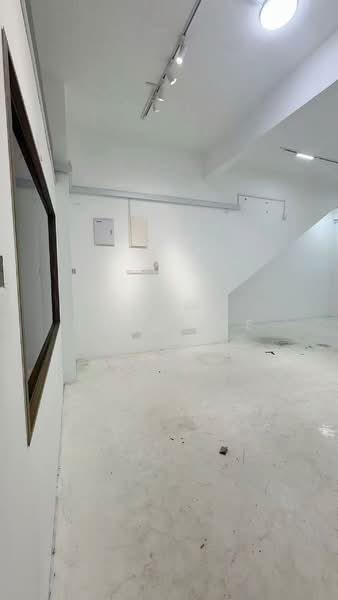 Shop for Rent in Taman Pelangi Indah (Ulu Tiram) - Chuan Hong Kee - Interior - PropertyGuru.com.my