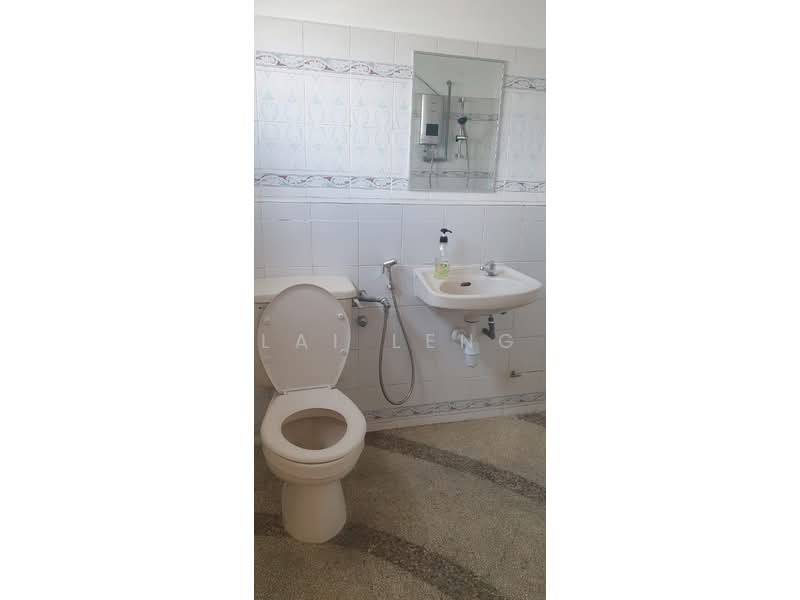 Condominium for Rent at Sri Bayu Condominium - Lai Leng - Bathroom - PropertyGuru.com.my