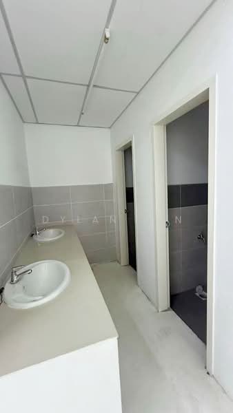 Shop for Rent in Taman Pelangi Indah (Ulu Tiram) - Dylan Tan - PropertyGuru.com.my