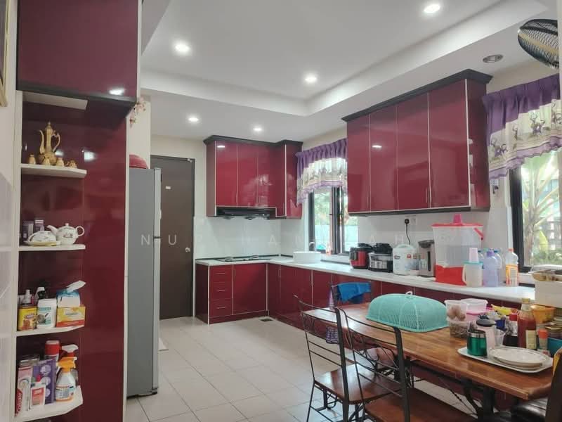 Rumah Berkembar untuk Dijual di Puncak Bestari (Puncak Alam) - Nur Hanizah - Kitchen - PropertyGuru.com.my