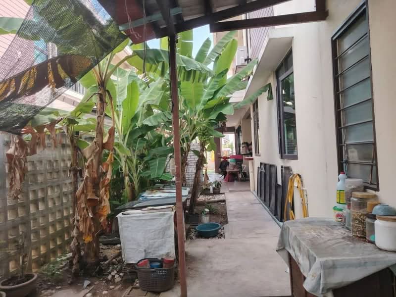 Rumah Berkembar untuk Dijual di Puncak Bestari (Puncak Alam) - Nur Hanizah - Exterior - PropertyGuru.com.my