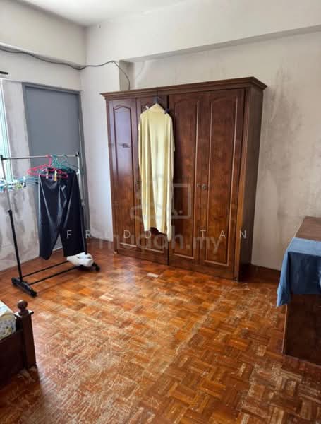 Apartment for Sale at Taman Kumbar Permai - Freddy Tan - Bedroom - PropertyGuru.com.my