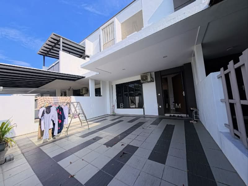 Rumah Teres 2 Tingkat untuk Dijual di Semenyih (Selangor) - Azli Ibrahim - Exterior - PropertyGuru.com.my