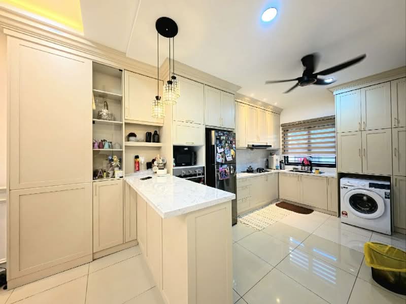 Rumah Teres 2 Tingkat untuk Dijual di Semenyih (Selangor) - Azli Ibrahim - Kitchen - PropertyGuru.com.my