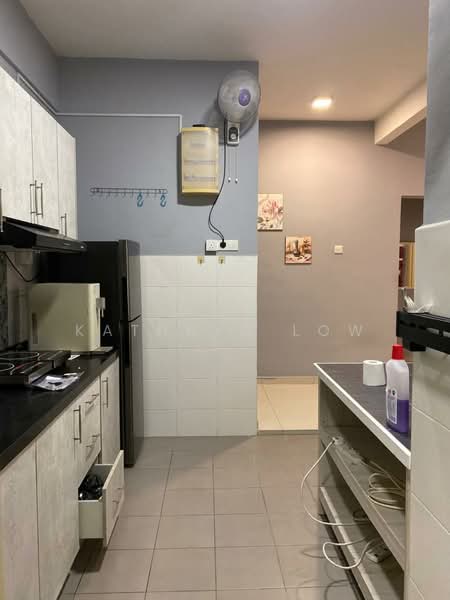Condominium for Rent at Serin Residency - Kathryn Low - Kitchen - PropertyGuru.com.my