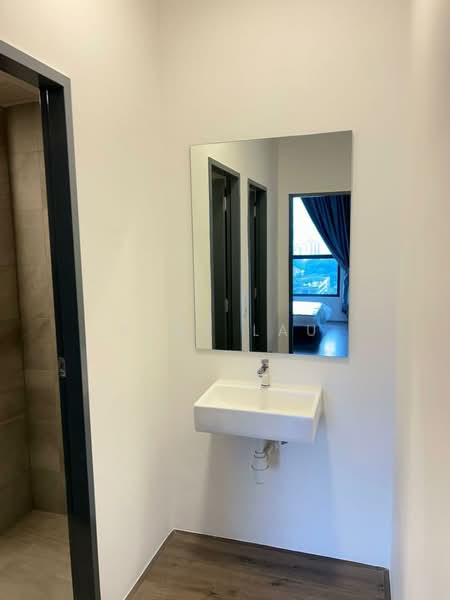 Service Residence for Sale at Henna Residence @ The Quartz WM - Kent Lau - Bathroom - PropertyGuru.com.my