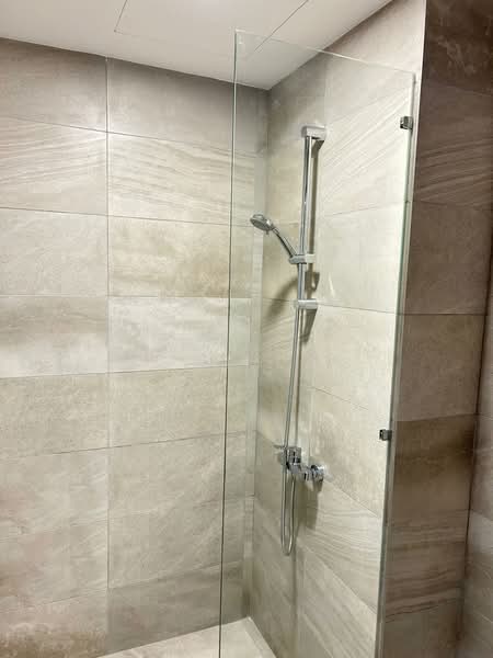 Service Residence for Sale at Henna Residence @ The Quartz WM - Kent Lau - Bathroom - PropertyGuru.com.my