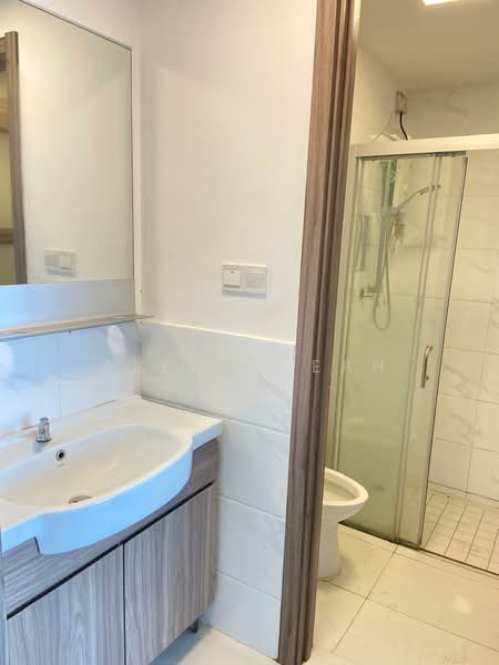 Apartment for Rent at Starview Bay @ Forest City - Alex Cheah - Bathroom - PropertyGuru.com.my