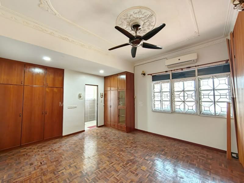 Rumah Teres 2 Tingkat untuk Dijual di Silibin (Ipoh) - Marcus Seng - Bedroom - PropertyGuru.com.my
