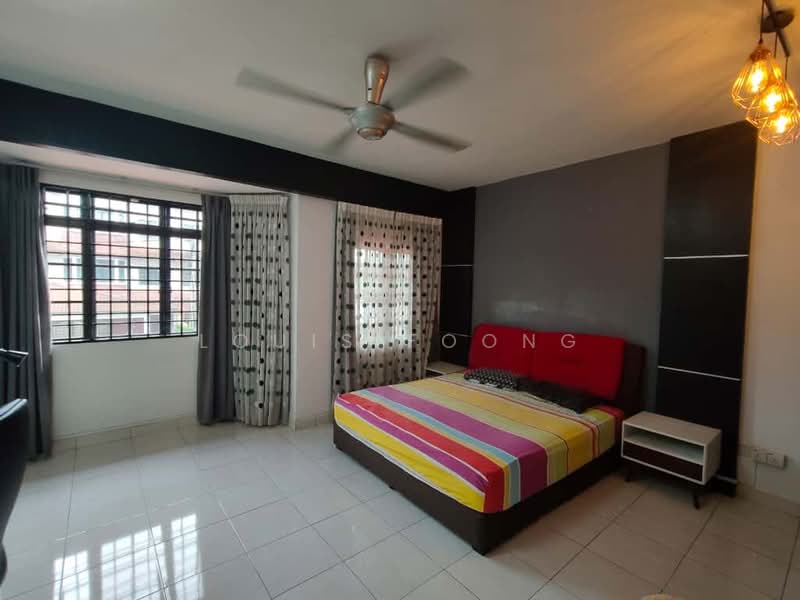 3-storey Terraced House for Sale in Bandar Utama (Selangor) - Louis Foong - Bedroom - PropertyGuru.com.my