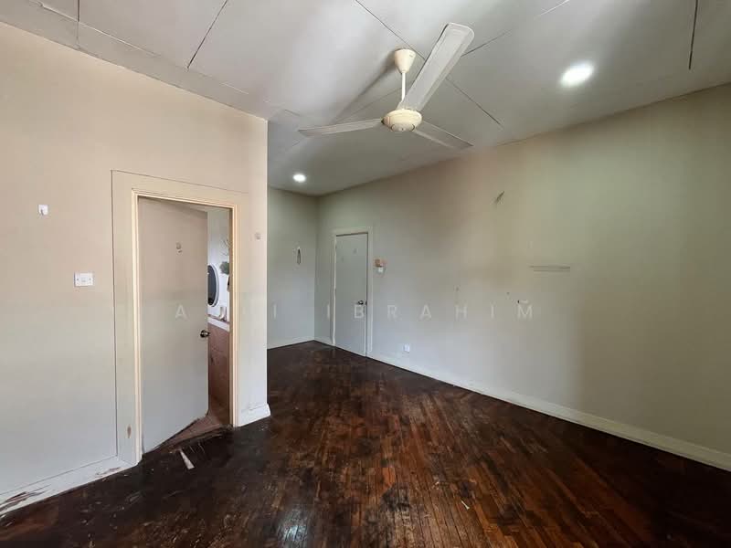 Semi-Detached House for Sale in Presint 10 (Putrajaya) - Azli Ibrahim - Interior - PropertyGuru.com.my