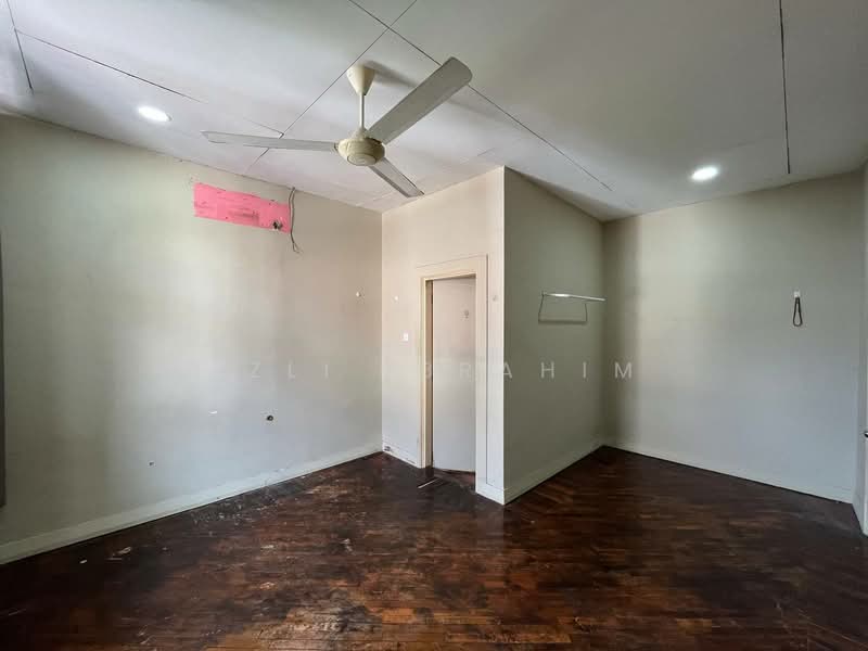 Semi-Detached House for Sale in Presint 10 (Putrajaya) - Azli Ibrahim - Interior - PropertyGuru.com.my