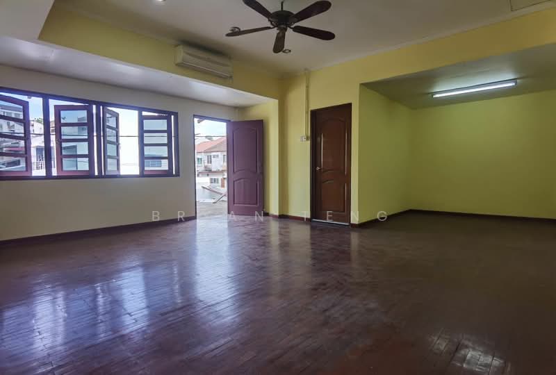 Semi-Detached House for Sale in Batu Uban (Gelugor) - Bryan Teng - Living Room - PropertyGuru.com.my