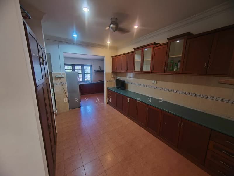 Semi-Detached House for Sale in Batu Uban (Gelugor) - Bryan Teng - Kitchen - PropertyGuru.com.my