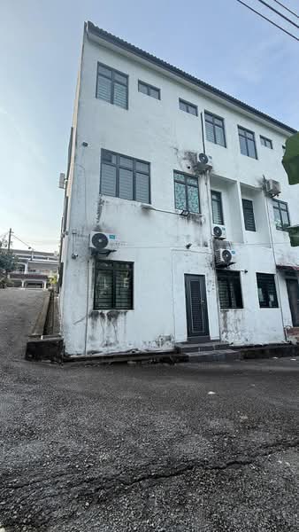Rumah Teres 2.5 Tingkat untuk Dijual di Seremban (Negeri Sembilan) - Lee . - Exterior - PropertyGuru.com.my