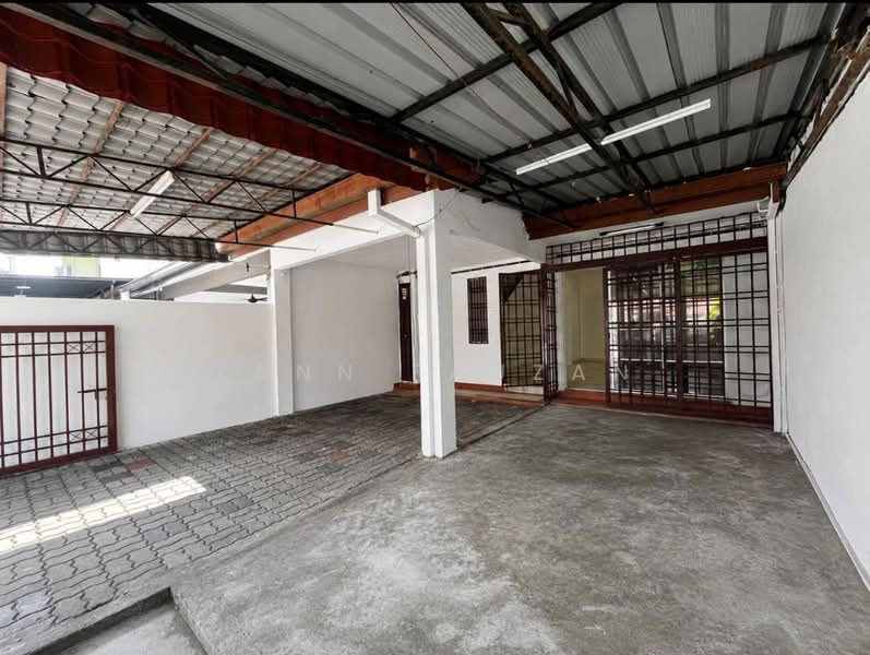 Terraced House for Sale in Taman Pinggiran Usj (Subang Jaya) - Zann Fauzan - Exterior - PropertyGuru.com.my