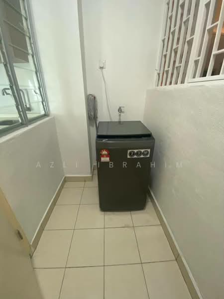 Service Residence for Sale at Saville @ Cheras - Azli Ibrahim - Balcony - PropertyGuru.com.my