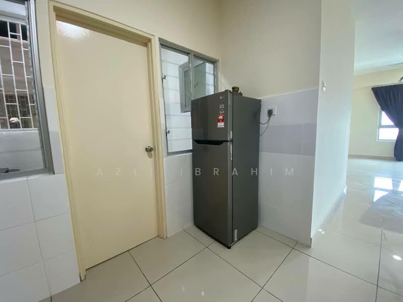 Service Residence for Sale at Saville @ Cheras - Azli Ibrahim - Kitchen - PropertyGuru.com.my